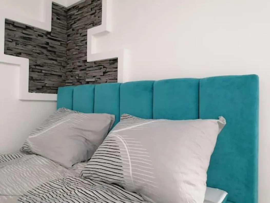 Ichill Apartment Pula 0*,  Croatia